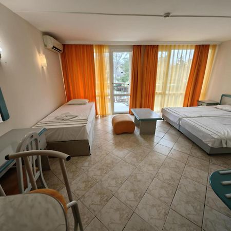 Hotel Iskar & Aquapark ซันนีบีช ภายนอก รูปภาพ