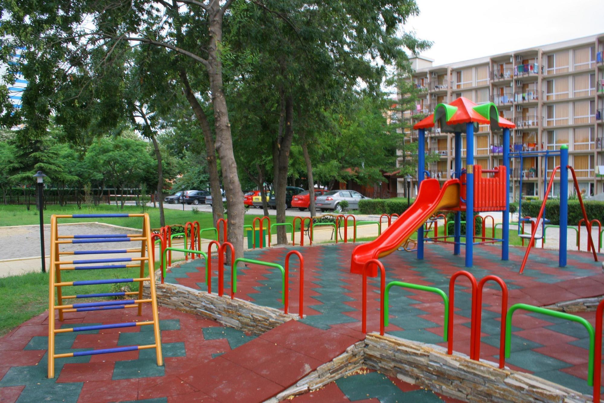 Hotel Iskar & Aquapark ซันนีบีช ภายนอก รูปภาพ