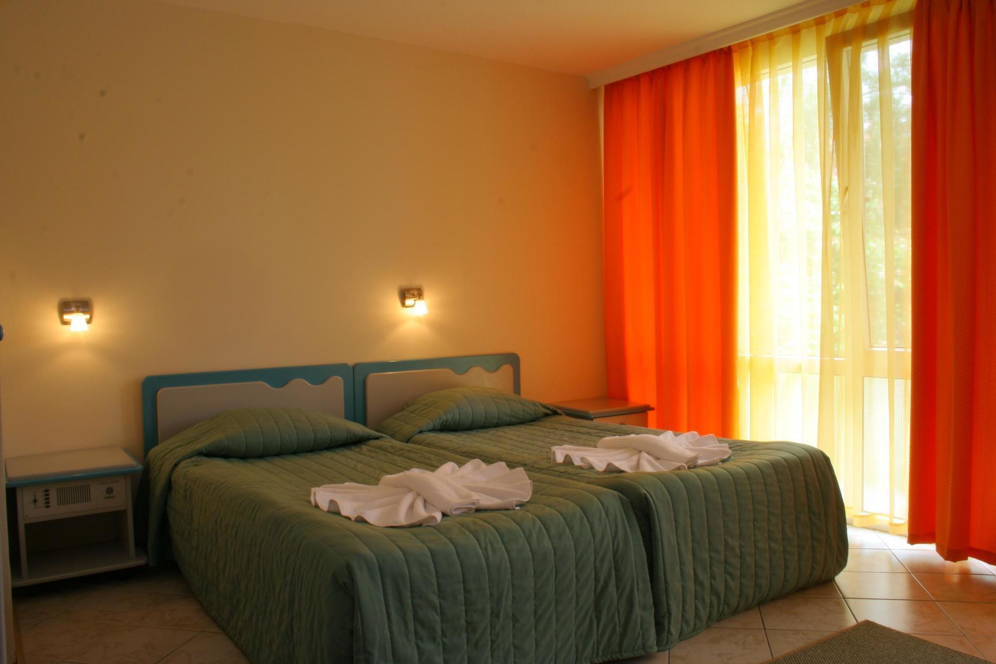 Hotel Iskar & Aquapark ซันนีบีช ภายนอก รูปภาพ