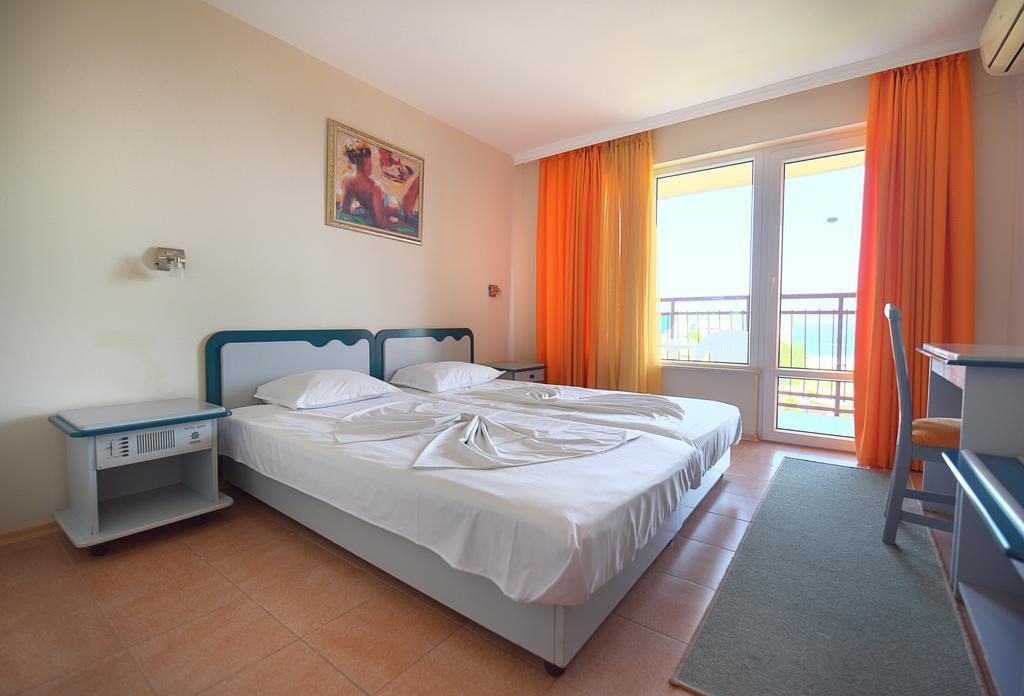 Hotel Iskar & Aquapark ซันนีบีช ภายนอก รูปภาพ