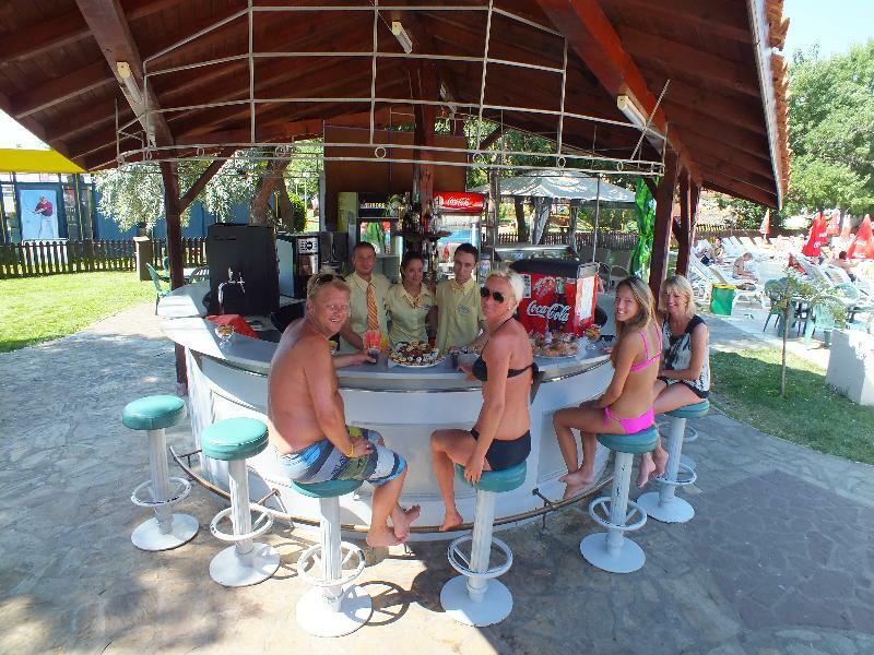 Hotel Iskar & Aquapark ซันนีบีช ภายนอก รูปภาพ